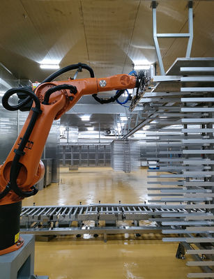 Sel Robot Industri yang dipasang di lantai dengan jangkauan 2033mm dan berat sekitar 665kg