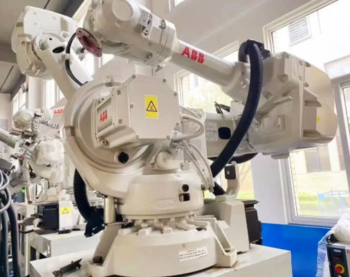IRB 7600- 500/2.55 Abb Robot Arm 500KG untuk Multiple Manufacturing Processes